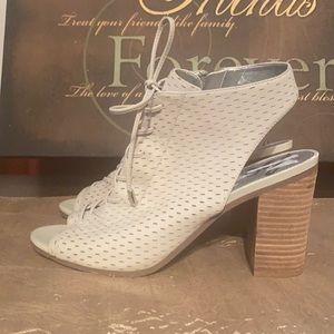 Women’s Size 9 Sam Edelman open toe sandal with heel